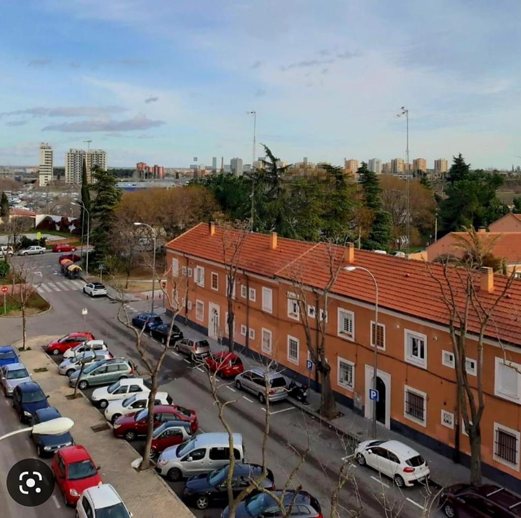 Habitacion Privada En Piso A 10 Minutos De Atocha Мадрид Екстериор снимка